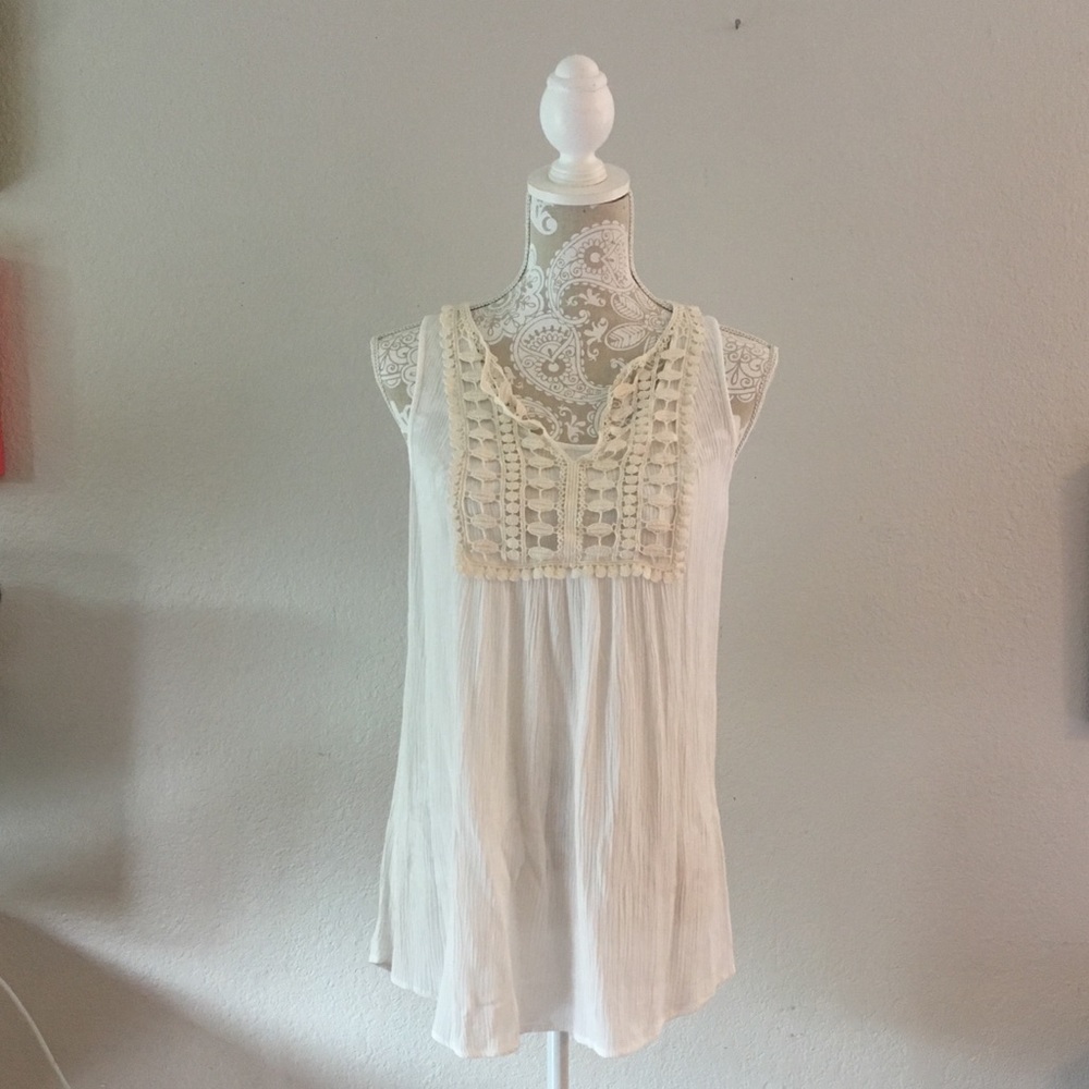 Market & Spruce rayon top with crochet detail